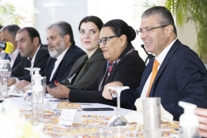 COMIDA CON LA SECRETARIA DE SEGURIDAD Y PROTECCIÓN CIUDADANA, ROSA ICELA RODRÍGUEZ